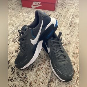 Nike Airmax Excee men’s 11.5 brand new in box